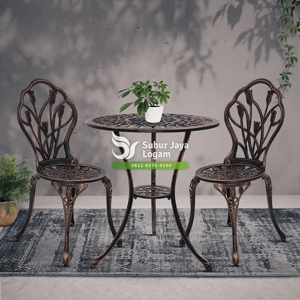 Meja Kursi Outdoor Vintage Tulip