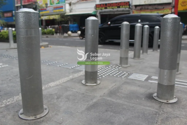 Bollard Alumunium Cor Minimalis