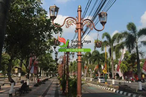 LAMPU PJU ANTIK ALUN-ALUN KLATEN
