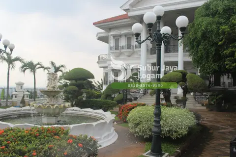 Lampu Taman Graha Estetika Semarang