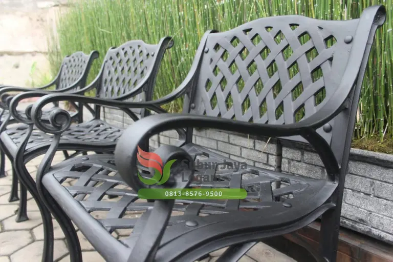 Vego Chair si kursi custom untuk Dubai