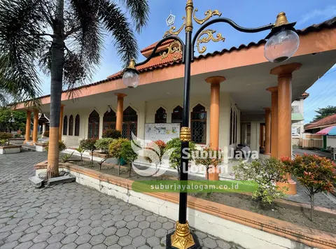 Lampu Taman Dual Arm Masjid Jami Delanggu