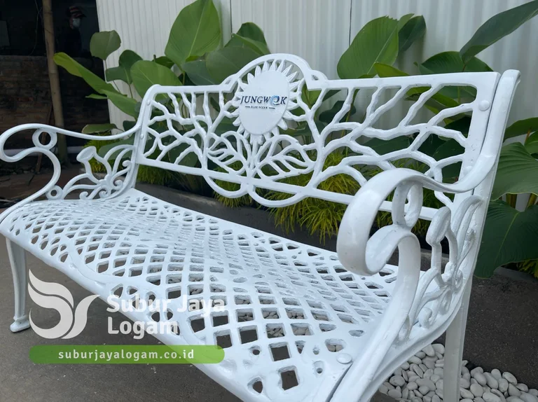 Kursi Taman Custom Jungwok Gunung Kidul