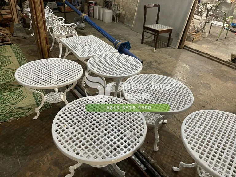 Kursi dan Meja Besi Cafe Cisarua Bogor