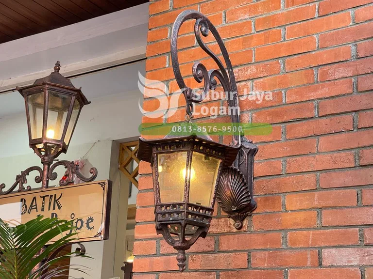 Lampu Antik Dinding