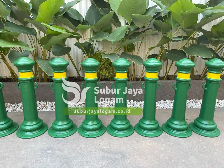 Bollard Pembatas Kereta Wisata KAI Daop 9 Jember