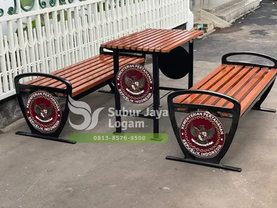 Dipercaya Kementerian Pertahanan: Bench Taman Besi Cor untuk Instansi Pemerintah Pusat