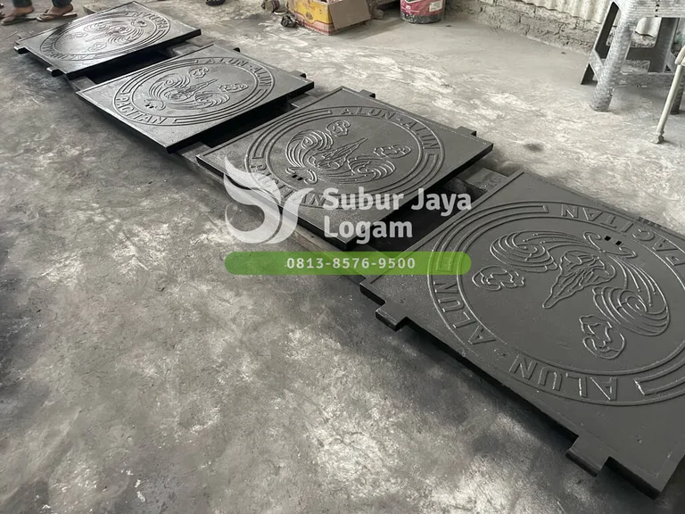 Manhole Cover Alun-Alun Pacitan Jatim