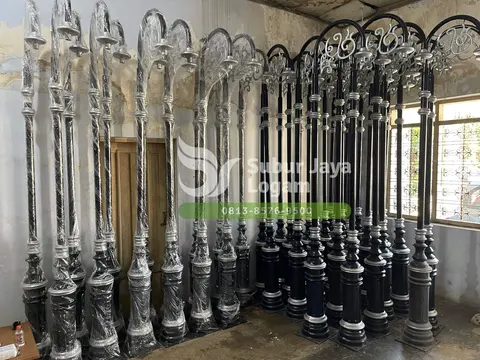 Tiang Lampu Antik Borobudhur Resort