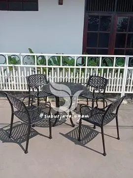 Kursi Taman Villa Tawangmangu