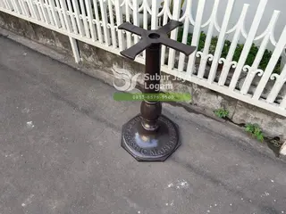 Meja Taman Besi Cor