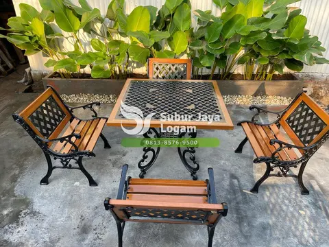 Kursi Taman Senayan