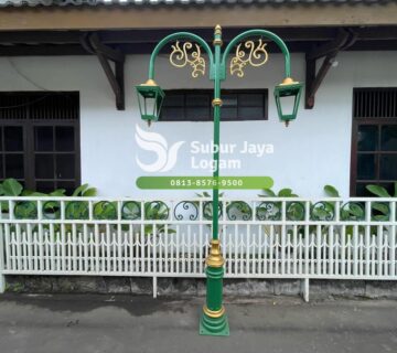 tiang lampu antik