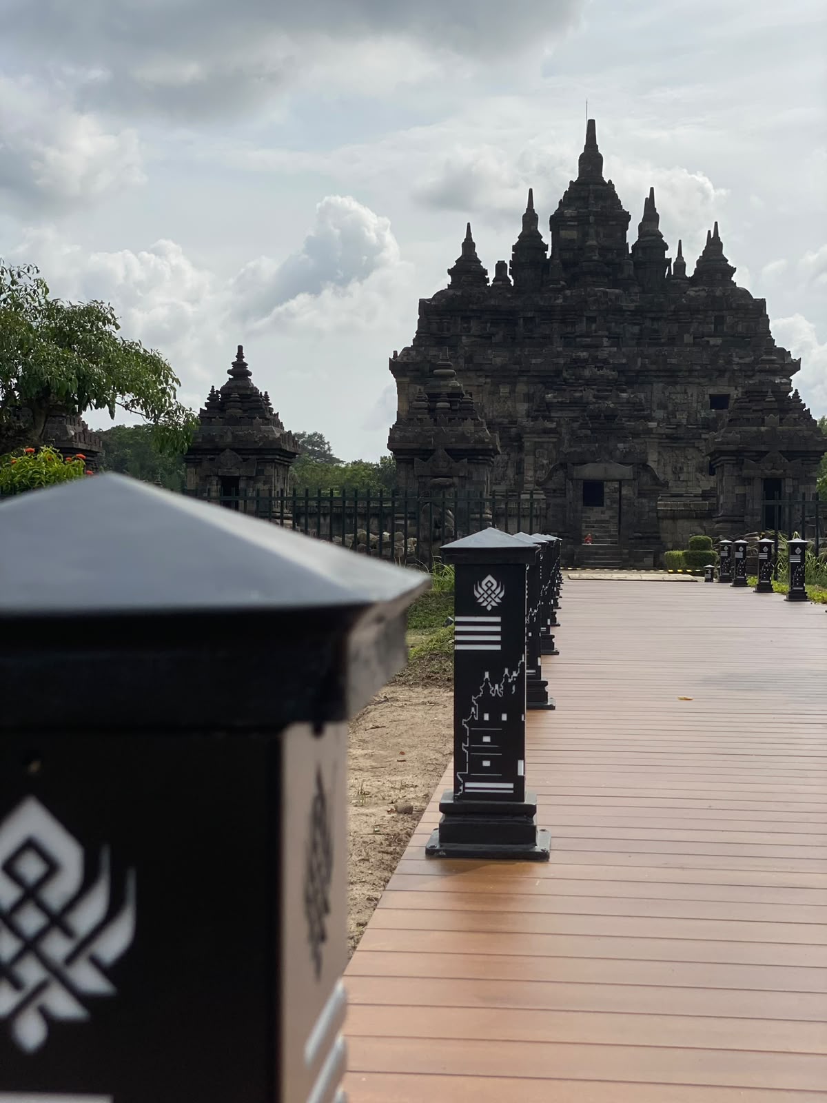 Bollard Lampu Pembatas Candi Plaosan Klaten