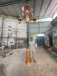 Tiang Lampu Klasik & Antik